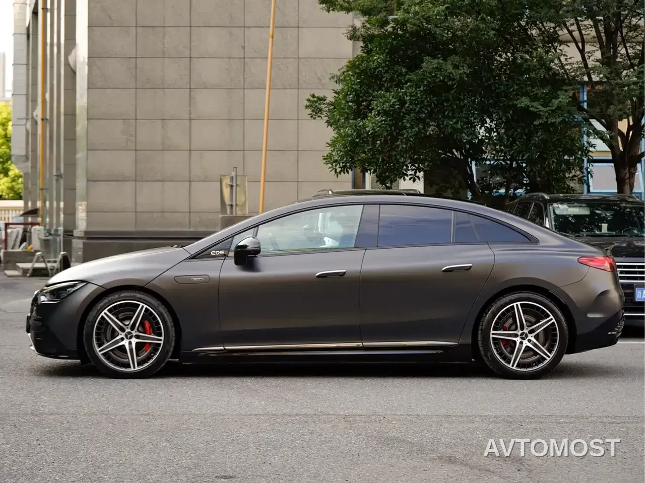 Mercedes-Benz EQE AMG 2023 AMG EQE 53 4MATIC+ — фото 3