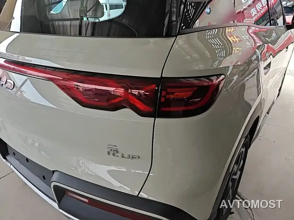 BYD Yuan UP 2024 401KM Vitality Edition — фото 8