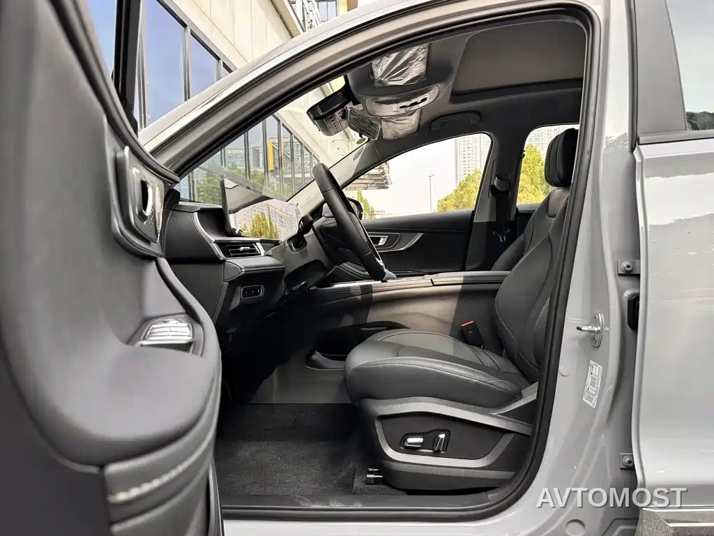 Chery Tiggo 8 PRO EV 2025 Champion 1.5T 100km Premium — фото 23