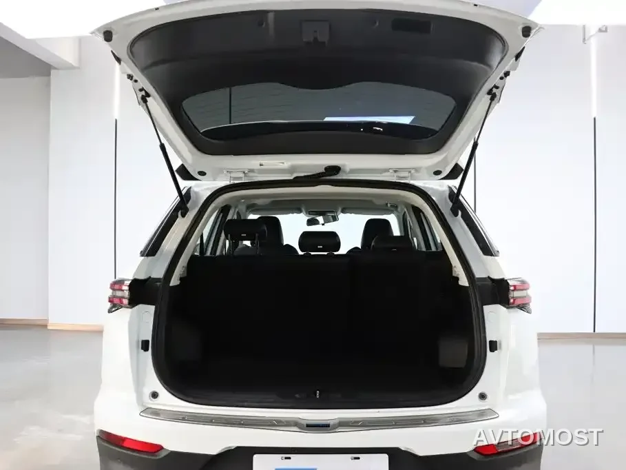 Changan CS55 PLUS 2022 Blue Whale Edition 1.5T DCT Luxury — фото 8