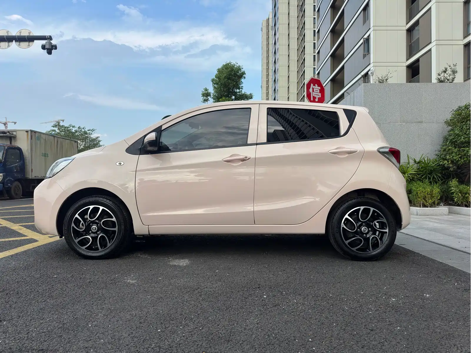Changan Benben E-Star 2021 National Edition Colorful Version LFP (31.86kWh) — фото 8