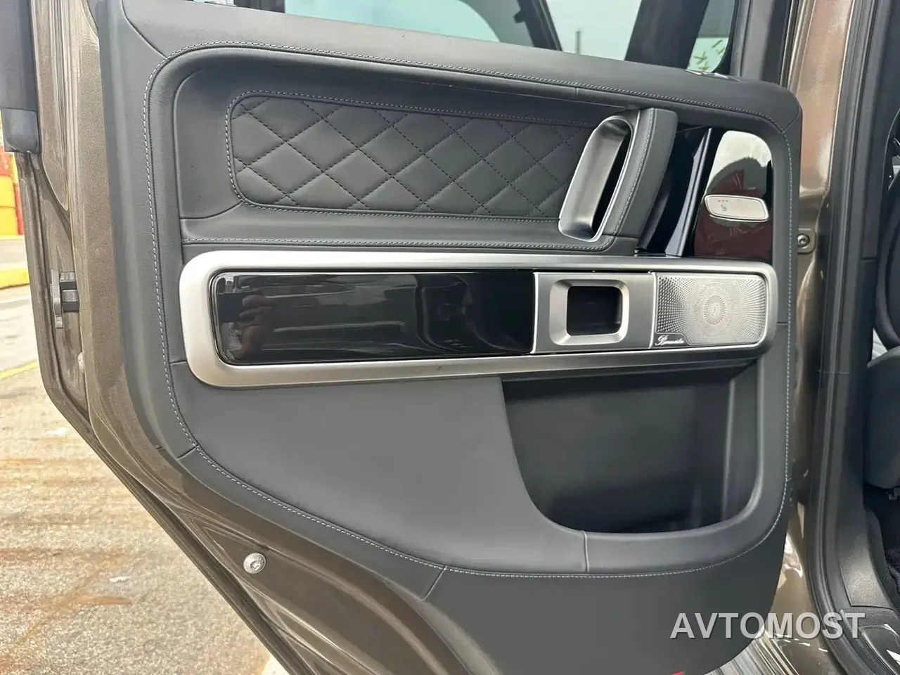 Mercedes-Benz G-Class AMG 2026 Model AMG G 63 — фото 17