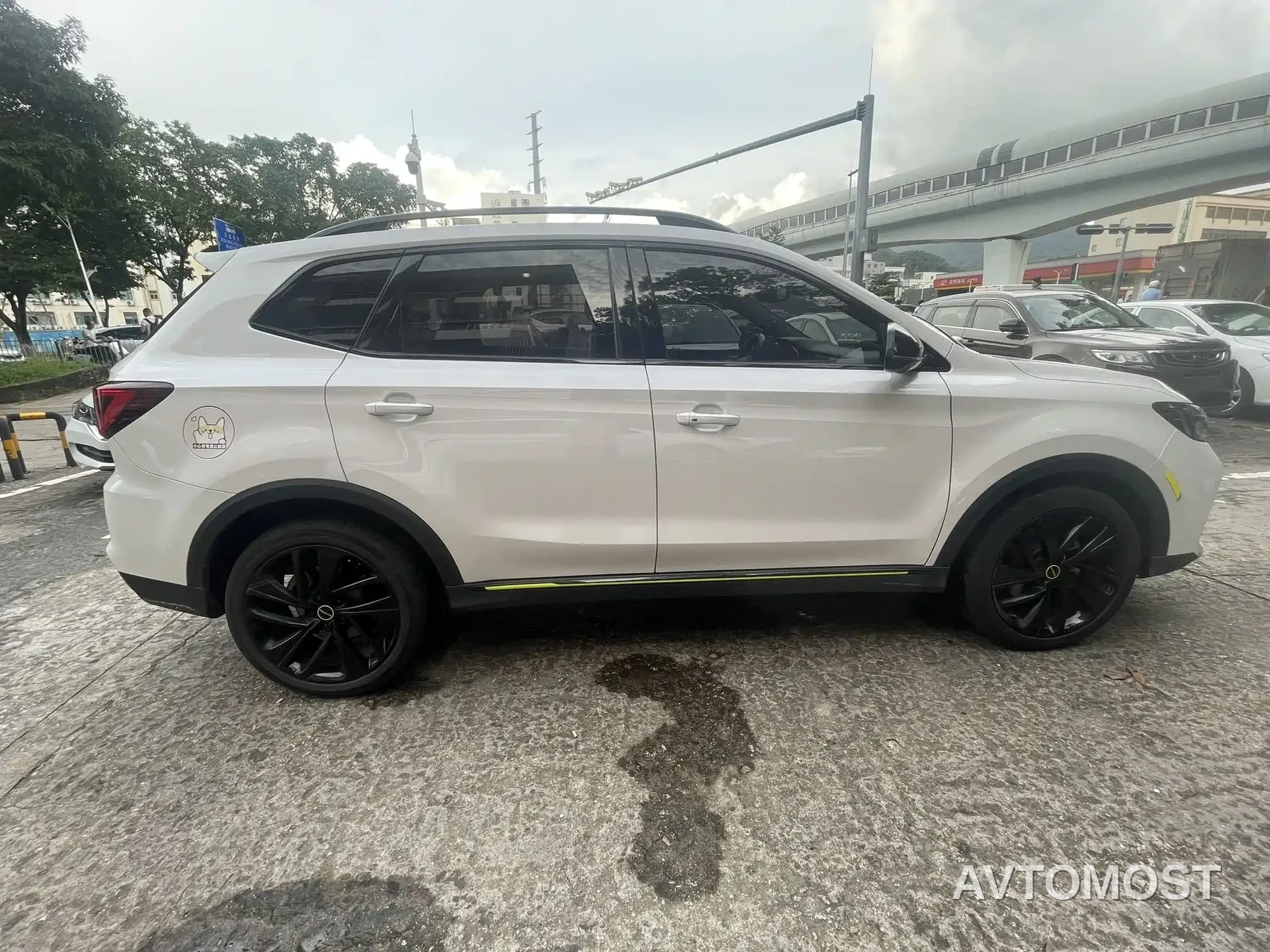 Roewe RX5 New Energy 2020 ePLUS Guochao Ronglin Flagship Edition — фото 13