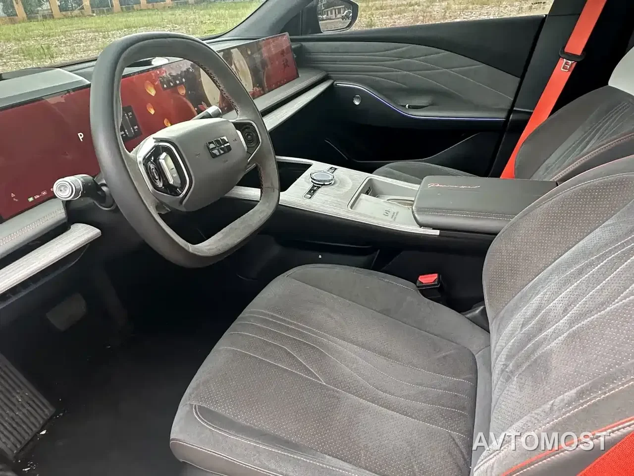 Geely Galaxy E8 2024 Model 620km AWD Soaring Dragon Edition — фото 3