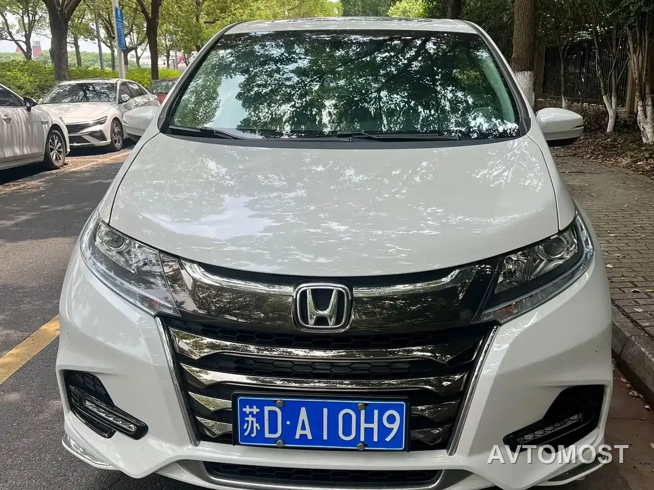 Honda Odyssey 2021 2.0L Sharp Premium Edition — фото 6