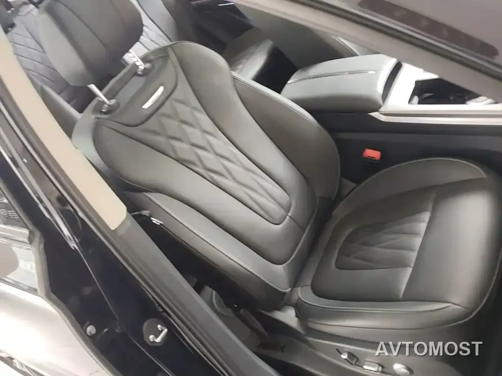 Hongqi HS7 PHEV 2024 2.0T PHEV 4WD Flagship Edition 6-seater — фото 21
