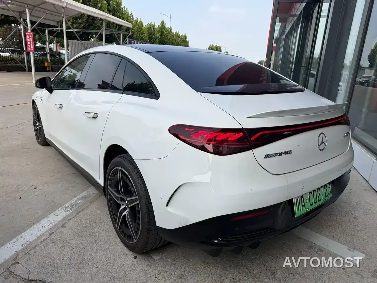 Mercedes-Benz EQE AMG 2023 AMG EQE 53 4MATIC+ — фото 4