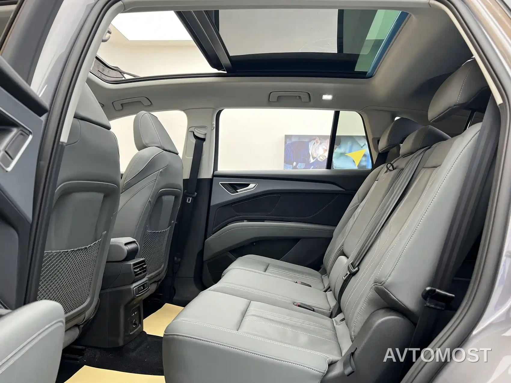 Audi Q5 e-tron 2022 40 e-tron Starlight Mech Suit — фото 6