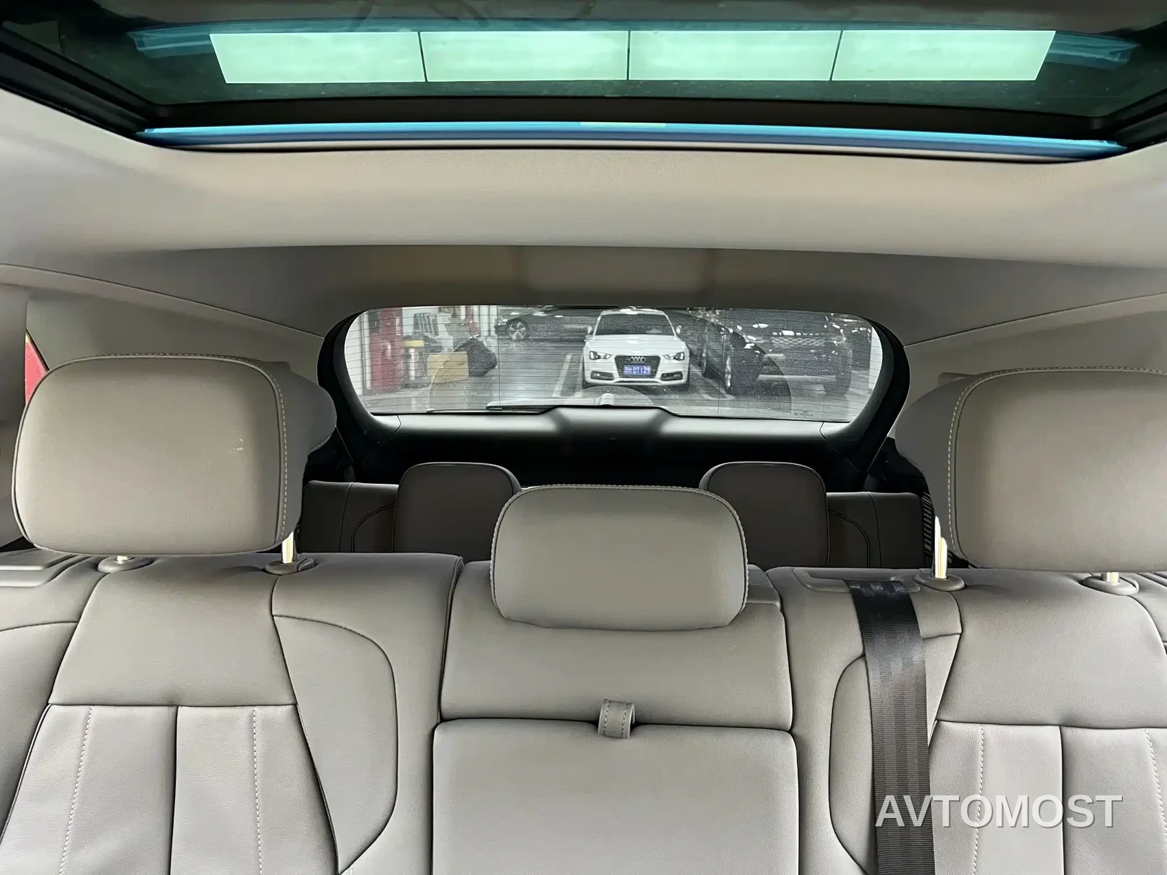 Audi Q5 e-tron 2022 40 e-tron Starlight Mech Suit — фото 9