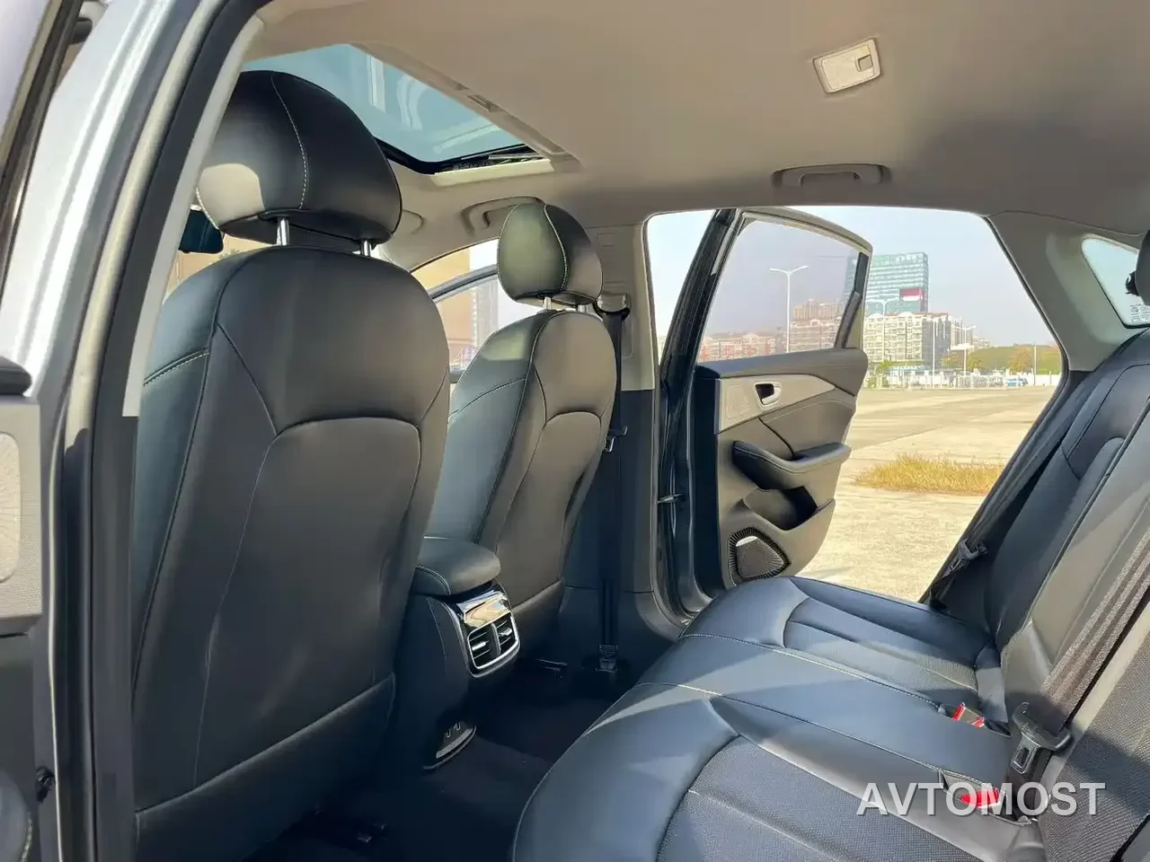 Roewe i6 MAX EV 2021 1.5T PHEV Ride-hailing Luxury Edition — фото 9