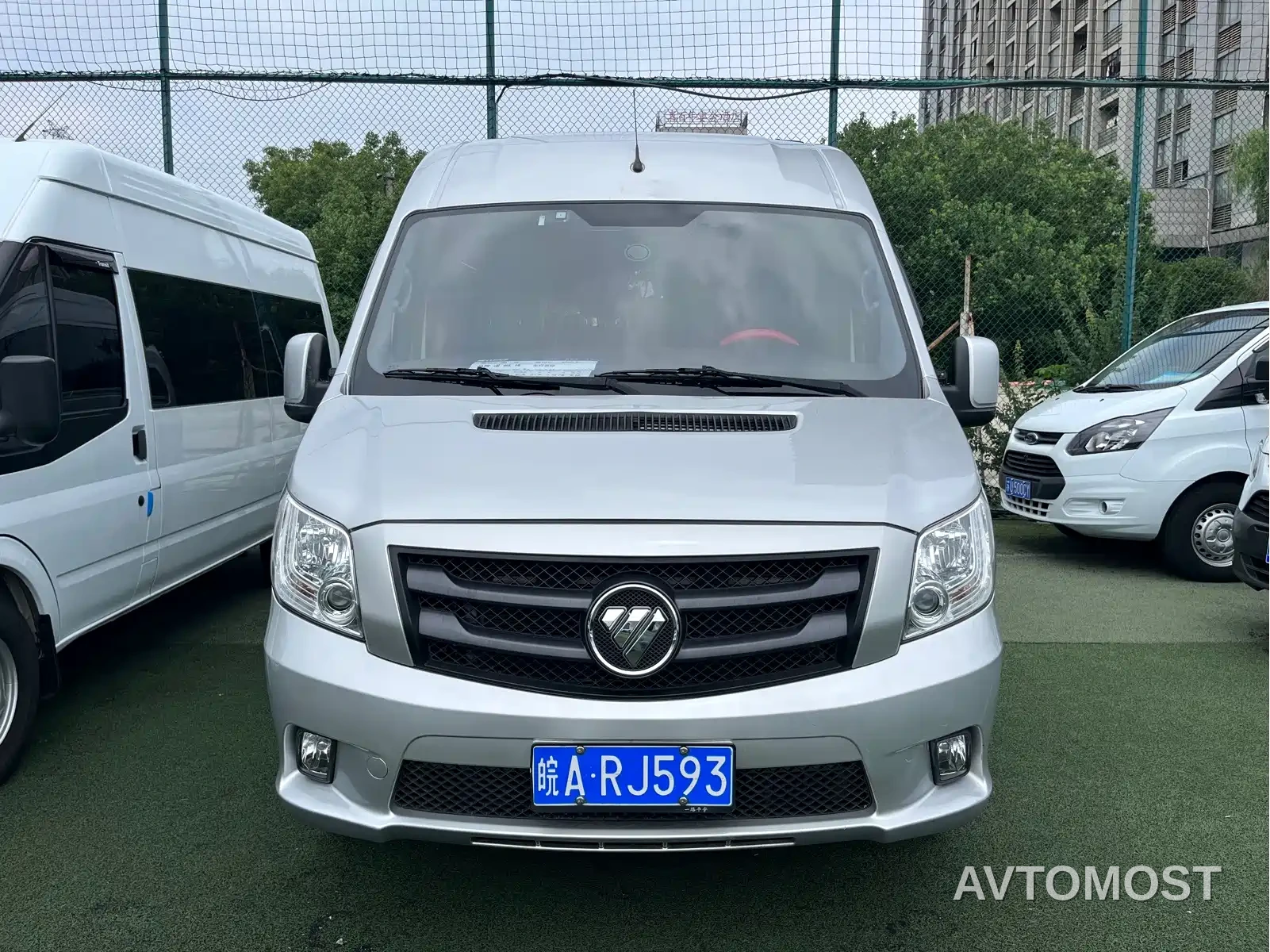 Foton Tuyano 2022 2.0T Manual Tongtu Multi-purpose Long Wheelbase Medium Roof Single Rear Tire 5/6/7/9-Seater 4F20TC3 — фото 2