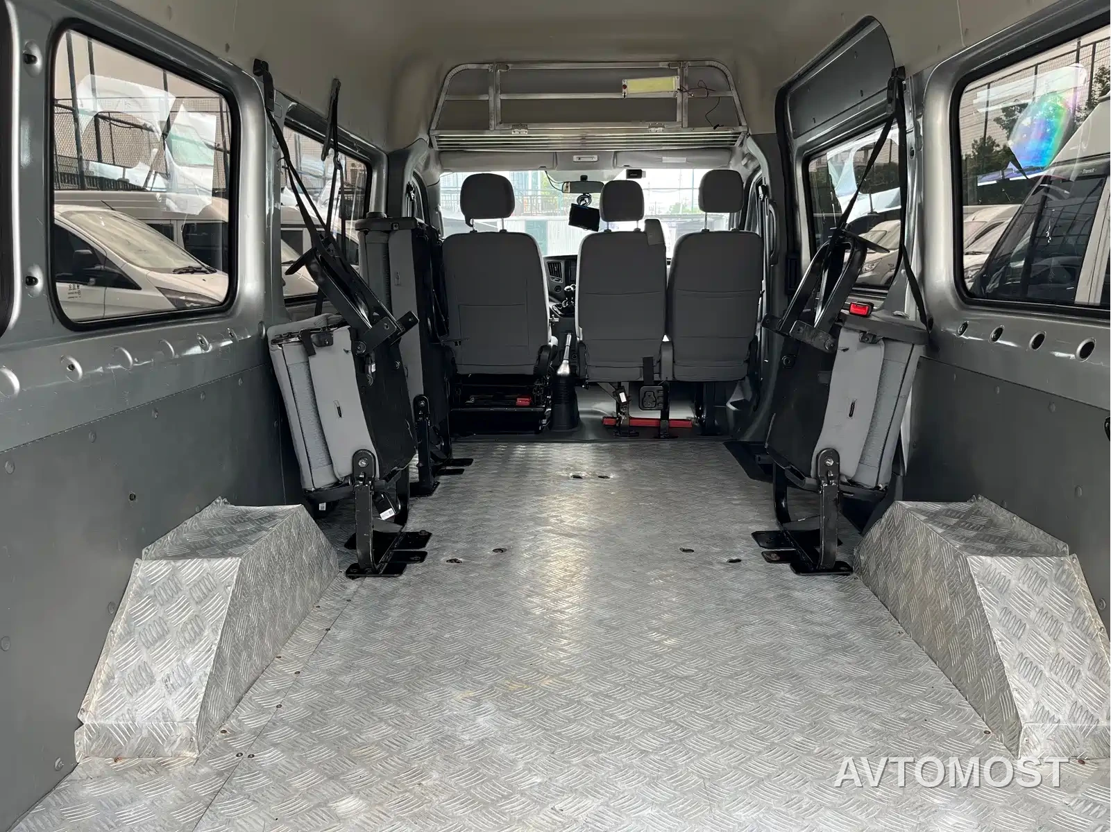 Foton Tuyano 2022 2.0T Manual Tongtu Multi-purpose Long Wheelbase Medium Roof Single Rear Tire 5/6/7/9-Seater 4F20TC3 — фото 8