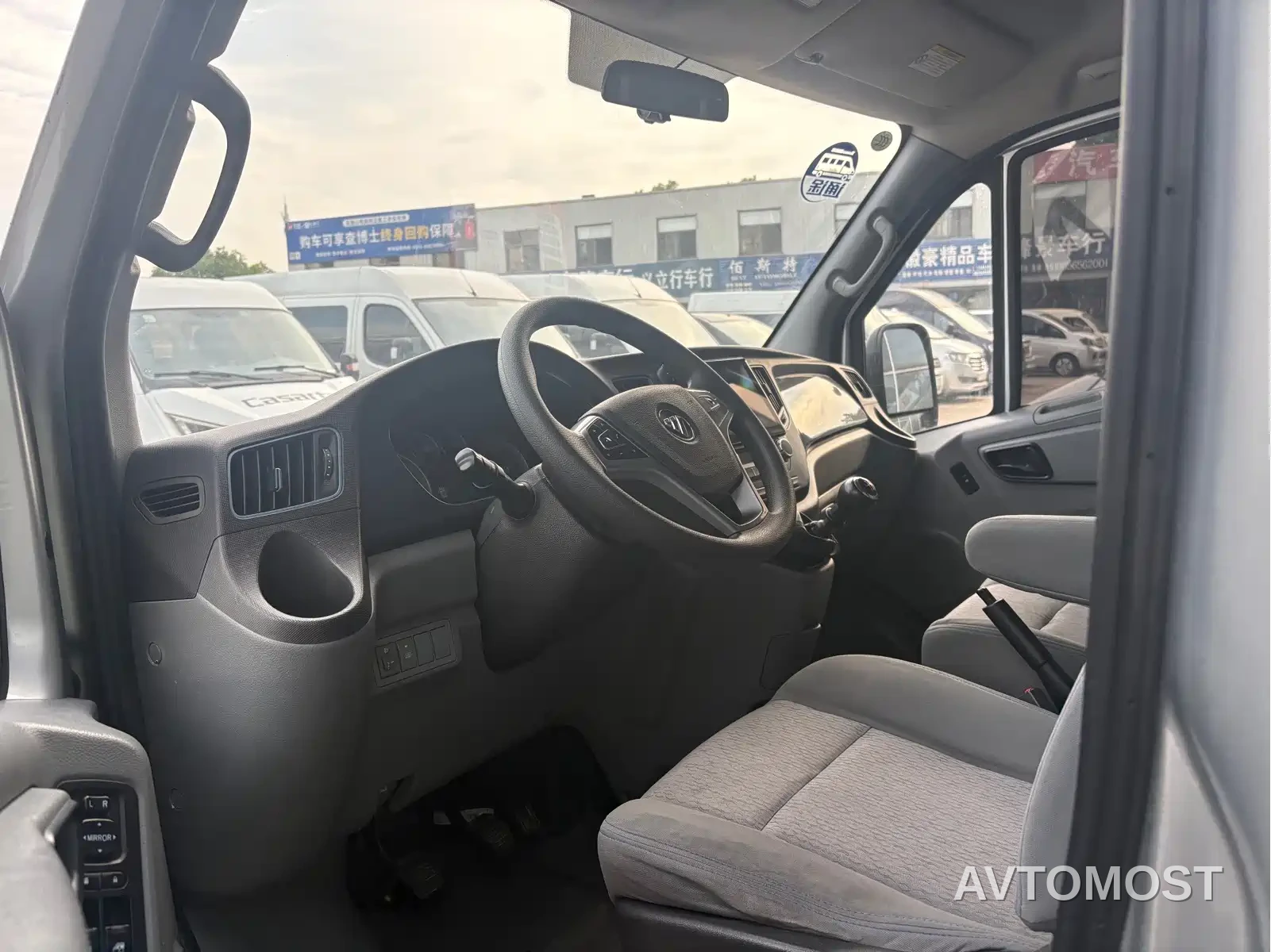 Foton Tuyano 2021 2.0T Manual Tongtu Long Wheelbase Medium Roof 5/6/7-Seater 4F20TC3 — фото 4