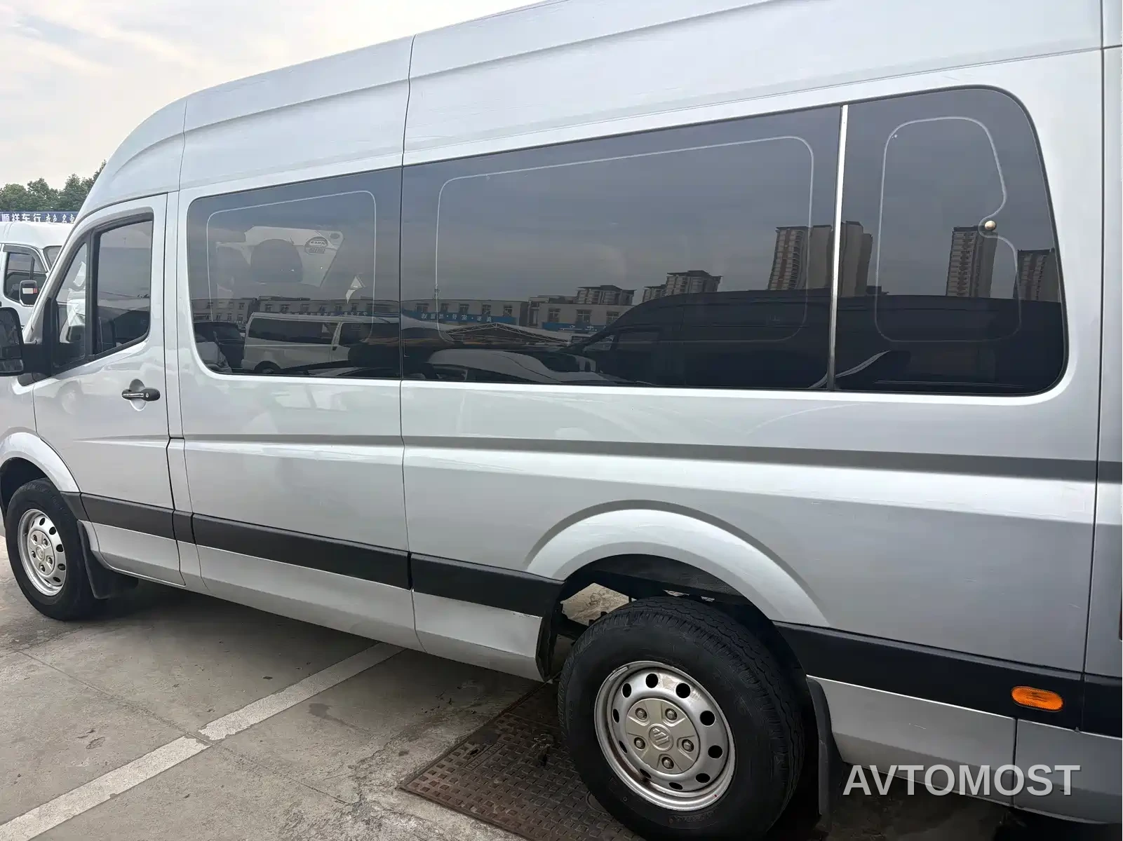 Foton Tuyano 2021 2.0T Manual Tongtu Long Wheelbase Medium Roof 5/6/7-Seater 4F20TC3 — фото 7