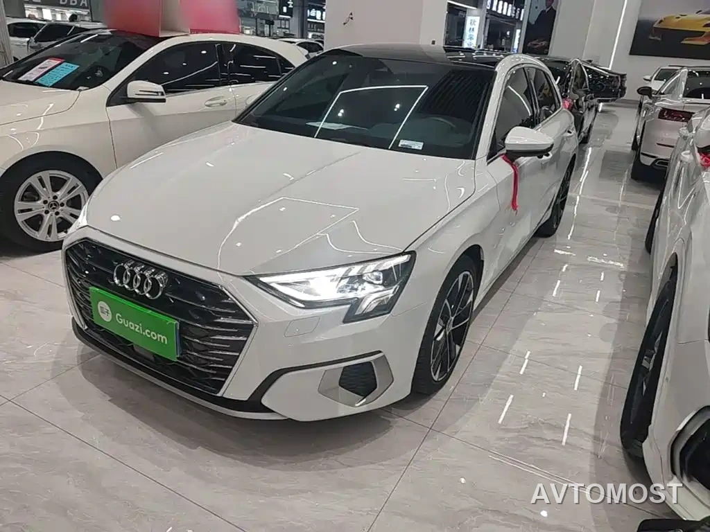 Audi A3 2022 Sportback 35 TFSI Luxury Elegance — фото 1