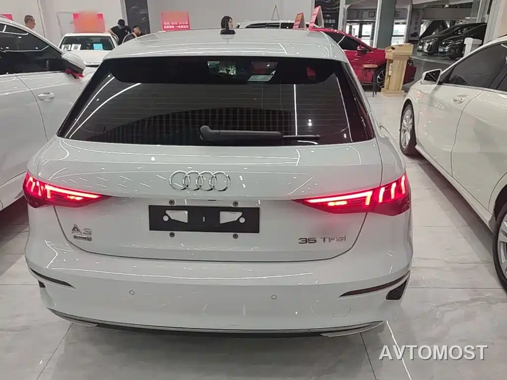 Audi A3 2022 Sportback 35 TFSI Luxury Elegance — фото 6