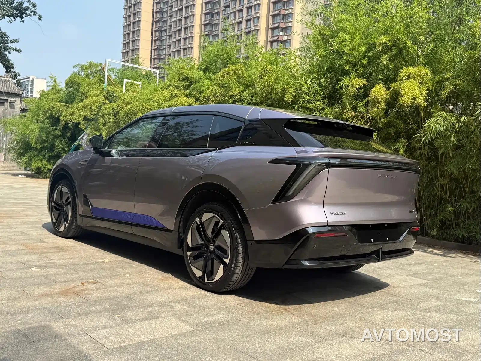 HiPhi Y 2023 560km Pioneer Edition — фото 14