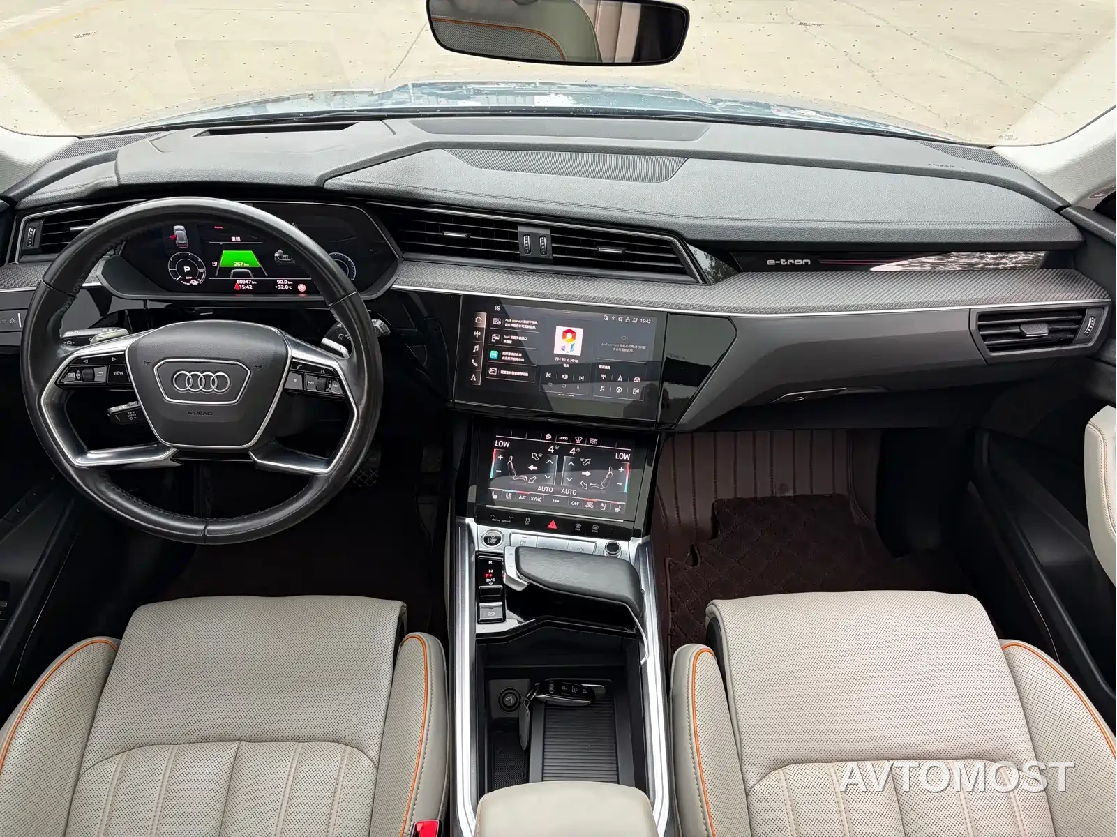 Audi e-tron 2021 50 quattro Premium — фото 14