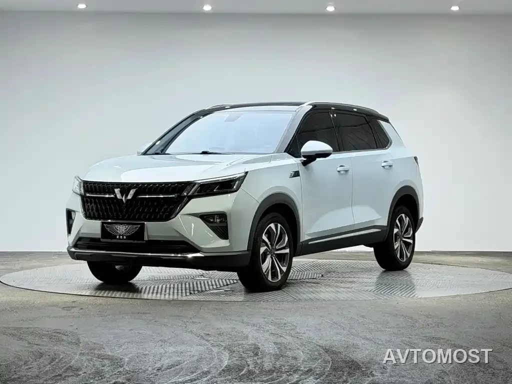 Wuling Xingchen 2022 2.0L DHT Electric Speed Edition — фото 1