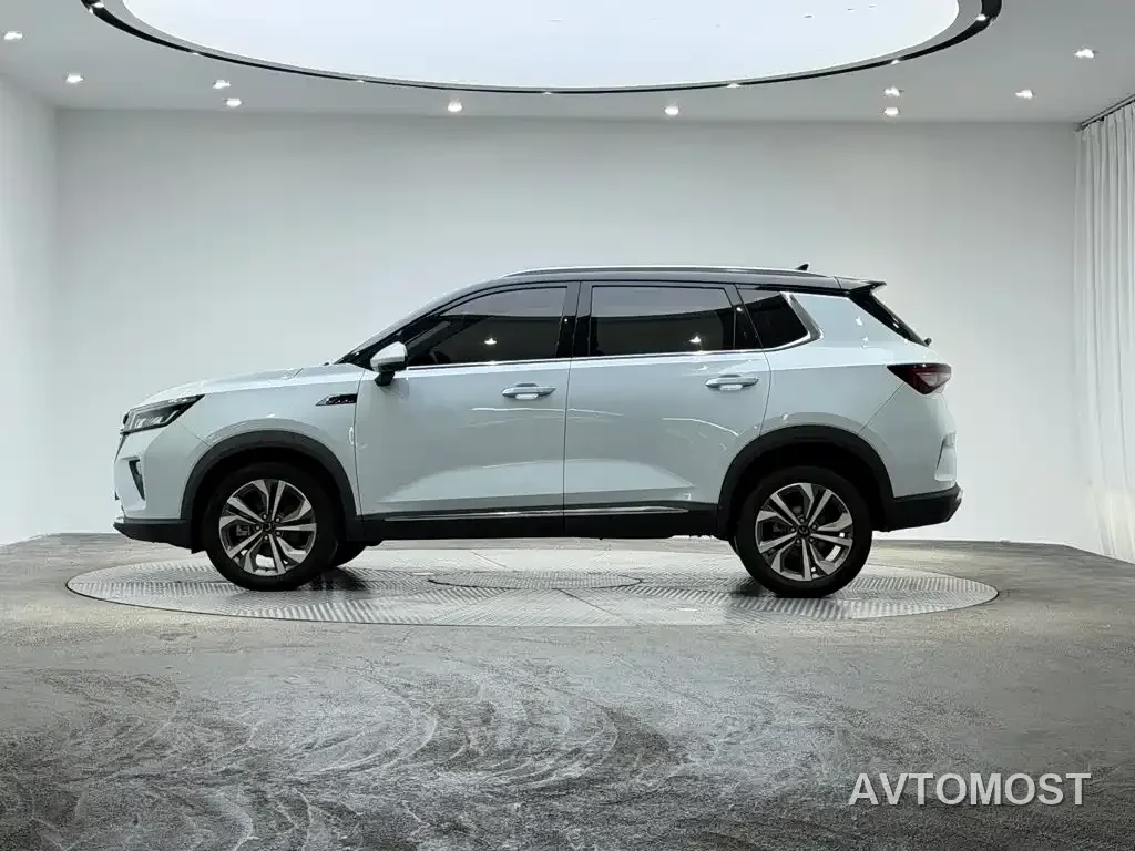 Wuling Xingchen 2022 2.0L DHT Electric Speed Edition — фото 5