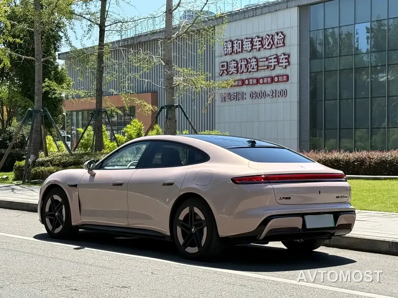 Shangjie Z7 2026 Base Model — фото 22