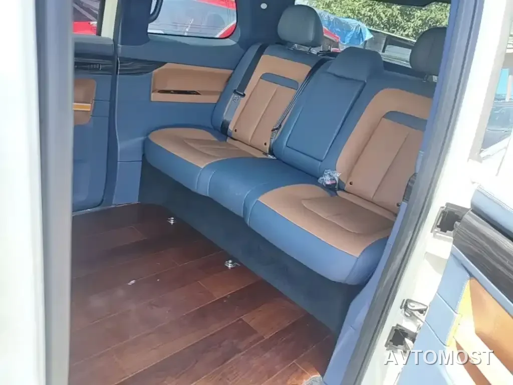 LEVC TX 2022 TX5 Extended Range Urban Lounge Edition — фото 14
