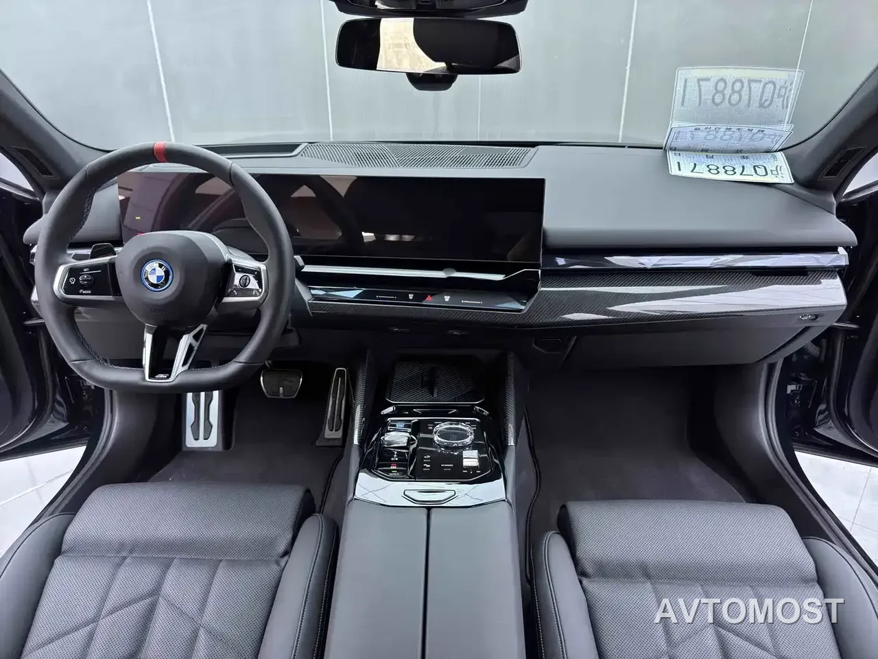 BMW i5 M60 2024 xDrive M60 — фото 11