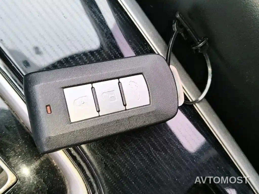 Mitsubishi Outlander 2021 2.4L 4WD Yaodong Edition 5-seater — фото 8