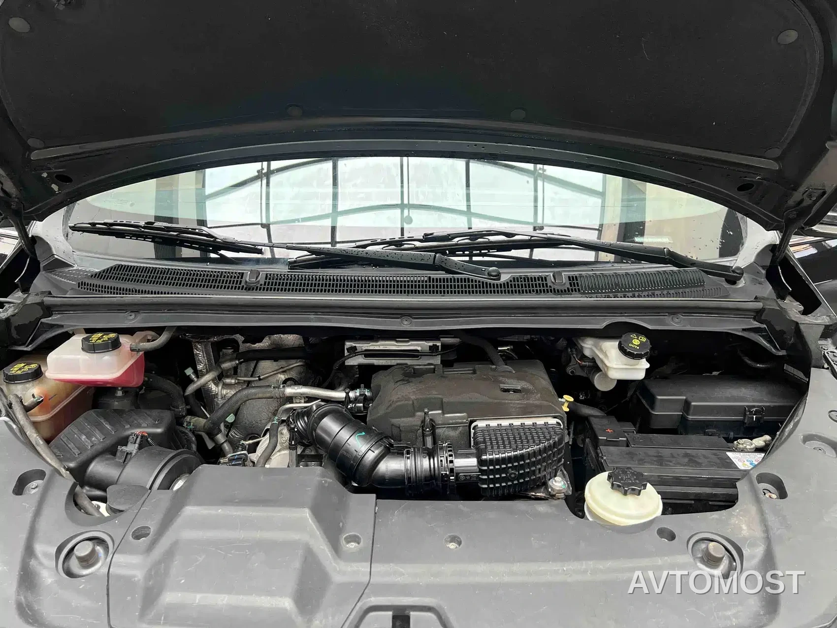 SAIC Maxus G20 2023 ES 2.0T Diesel Manual Value Touring Edition — фото 4