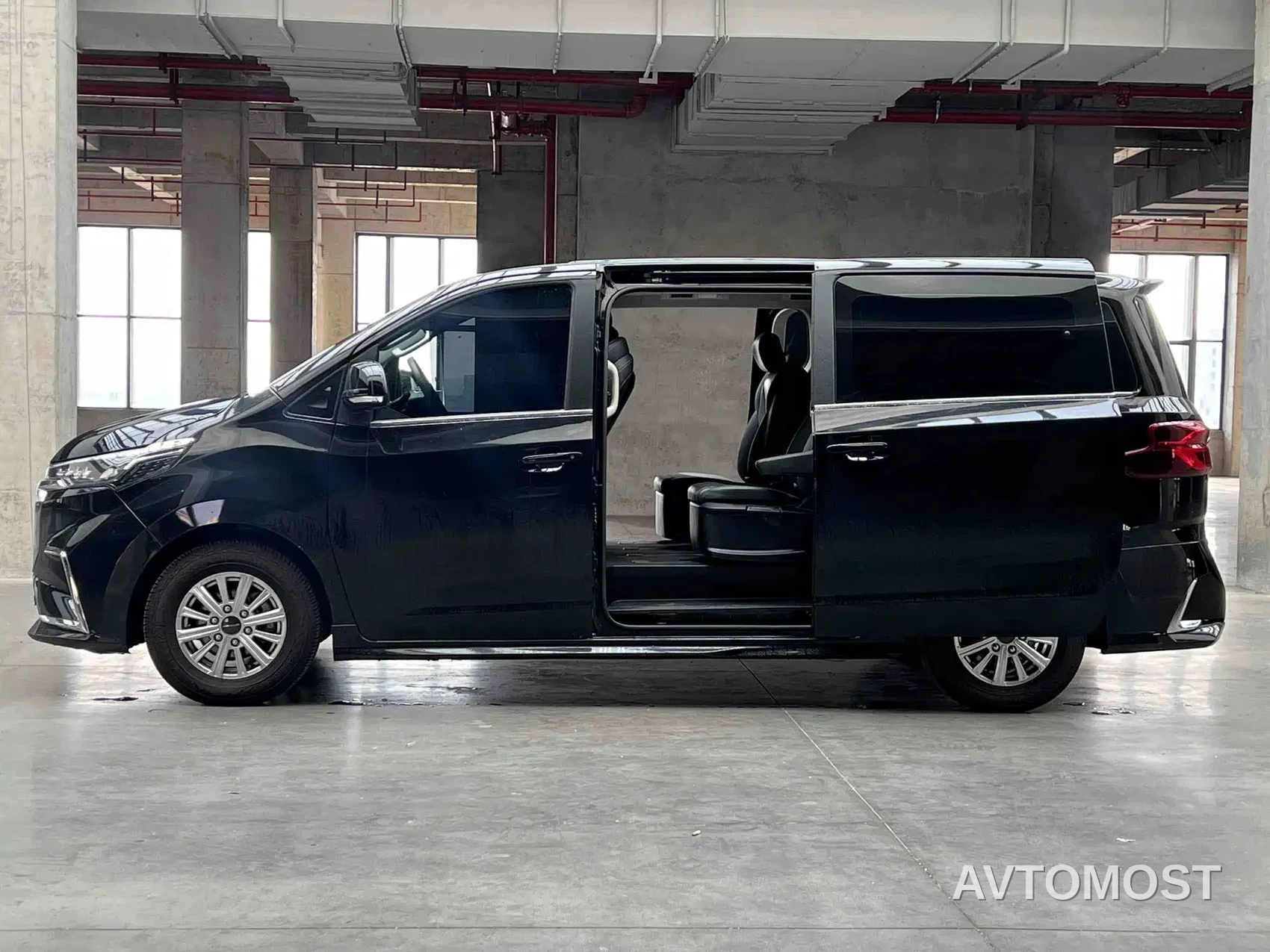 SAIC Maxus G20 2023 ES 2.0T Diesel Manual Value Touring Edition — фото 12
