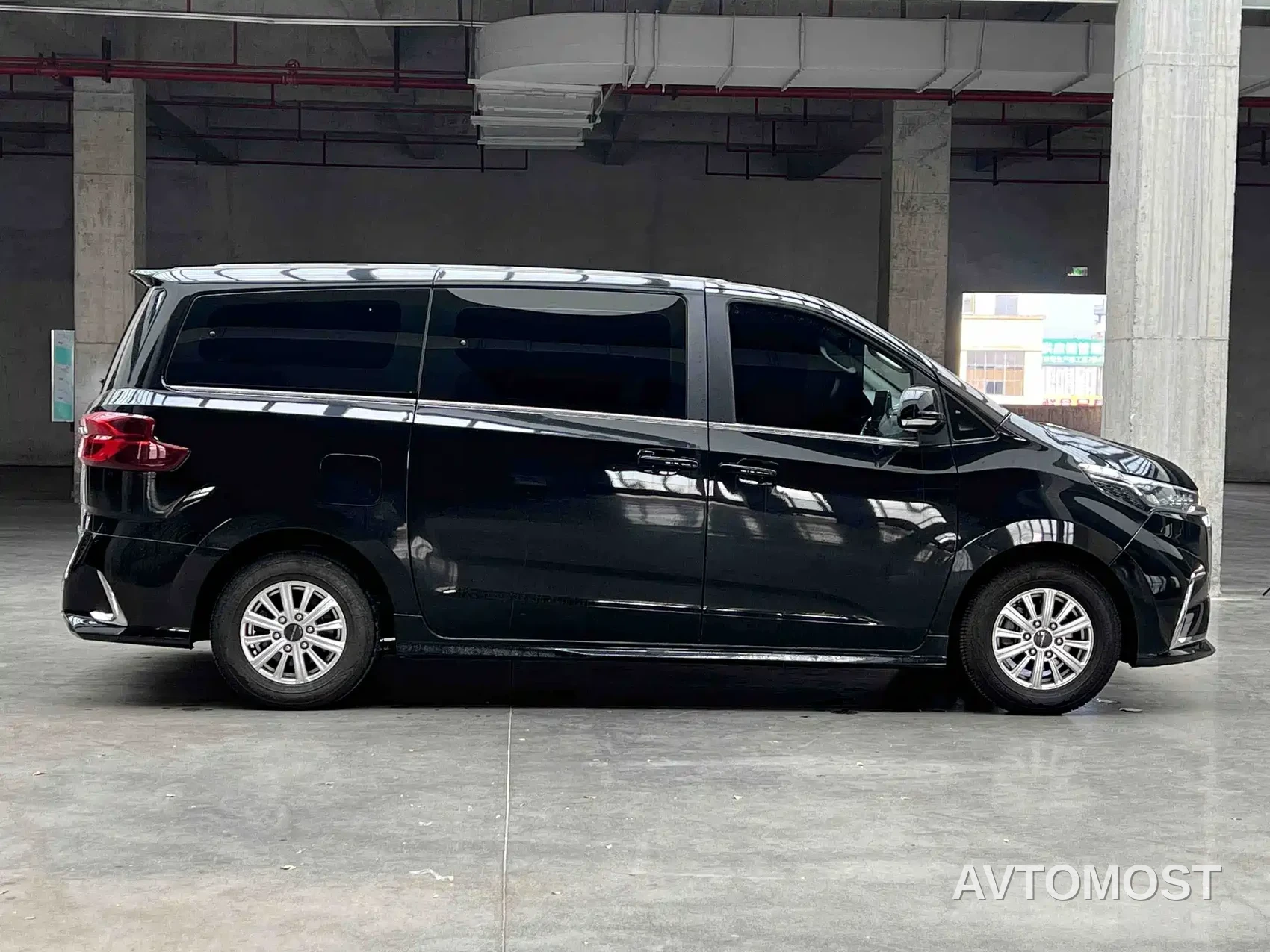 SAIC Maxus G20 2023 ES 2.0T Diesel Manual Value Touring Edition — фото 13