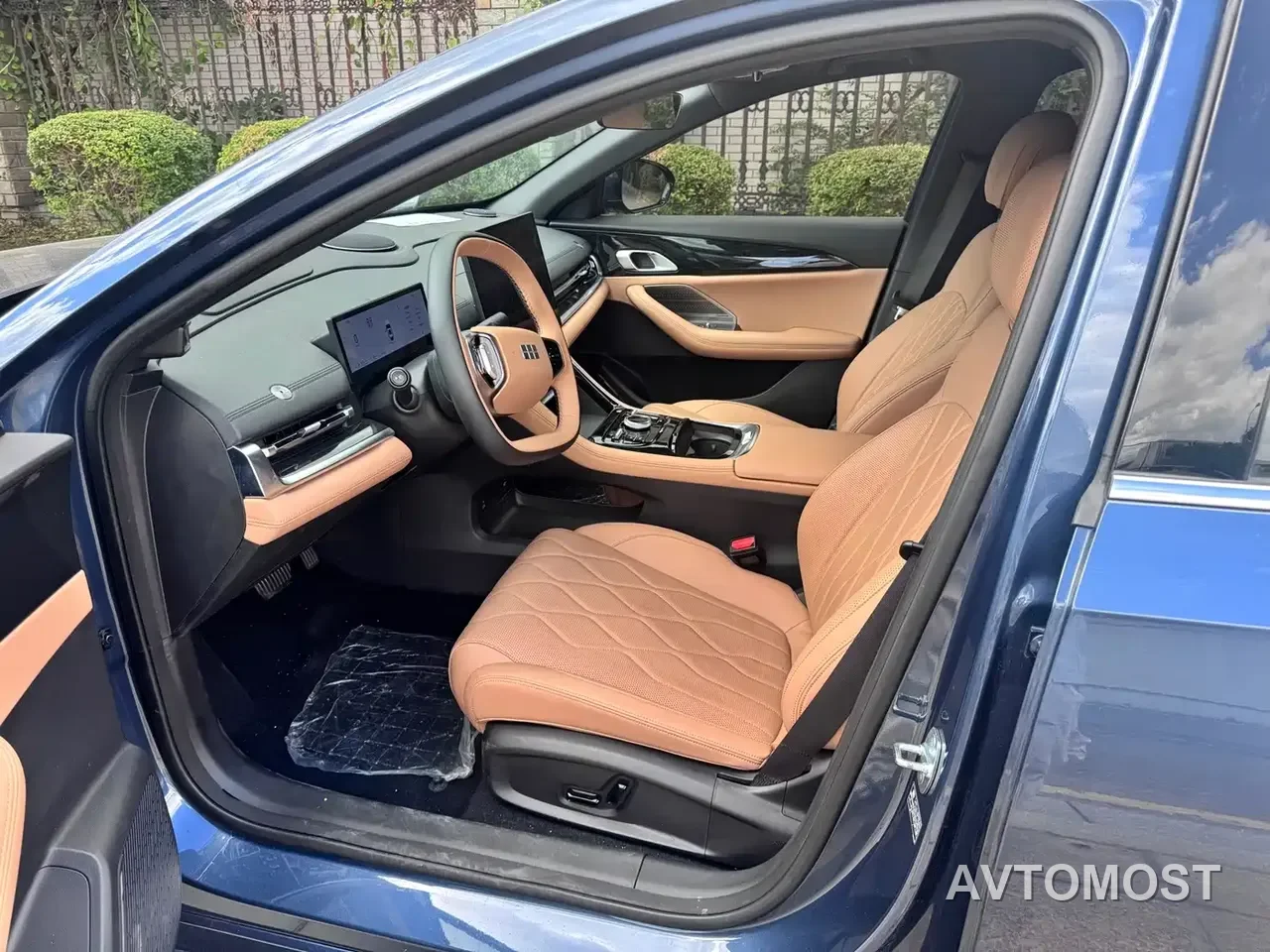 Geely Galaxy A7 2025 EM-i 70km Luxury Edition — фото 6