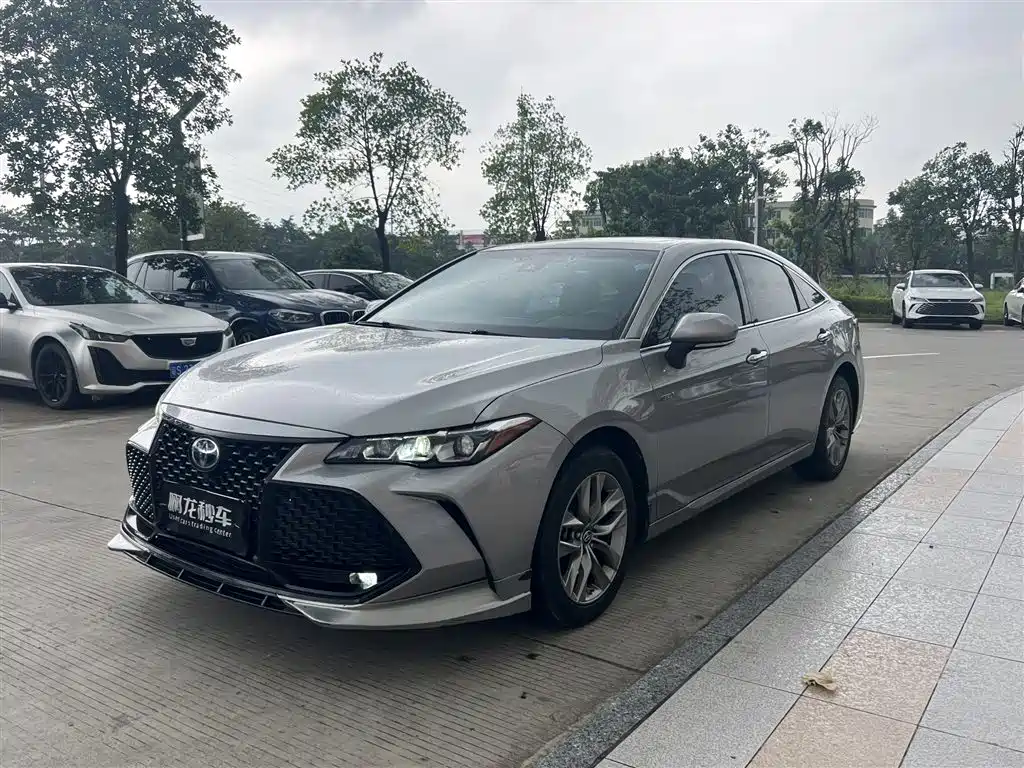 Toyota Avalon 2019 Hybrid 2.5L Luxury Edition China VI