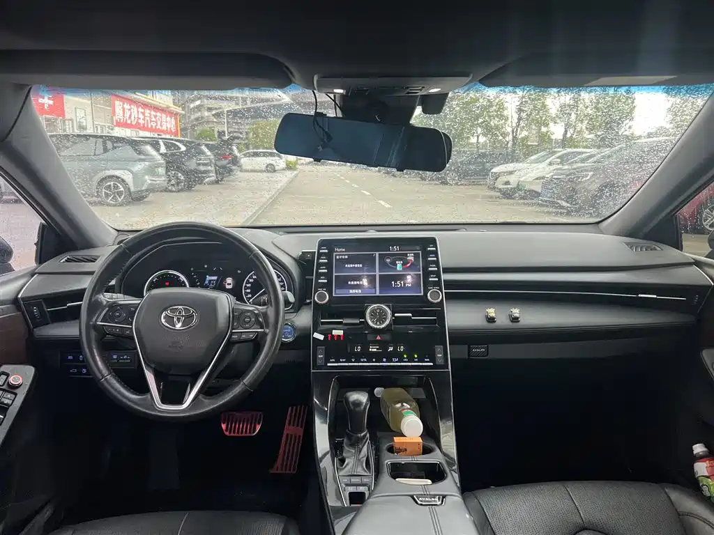 Toyota Avalon 2019 Hybrid 2.5L Luxury Edition China VI — фото 5