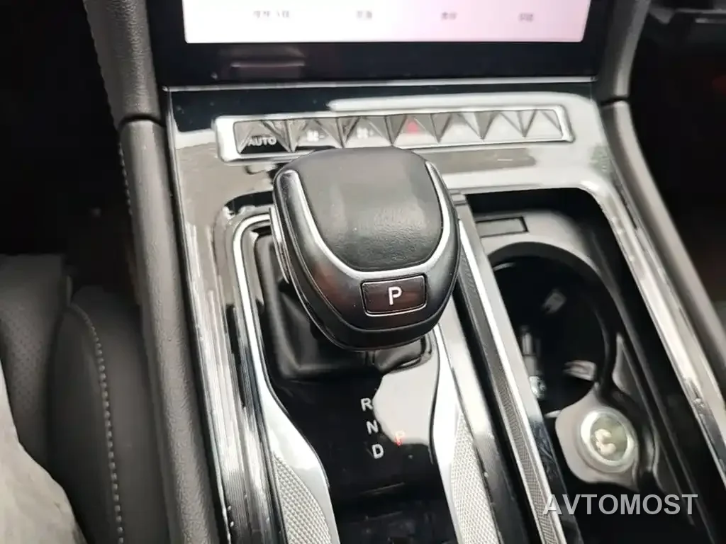 Hongqi H5 2023 1.5T HEV Smart Connect Flag Comfort — фото 14
