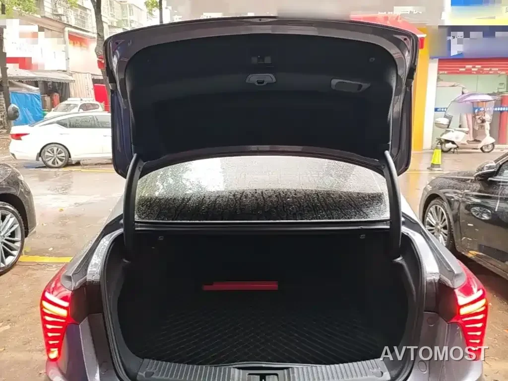 Hongqi H5 2023 1.5T HEV Smart Connect Flag Comfort — фото 17