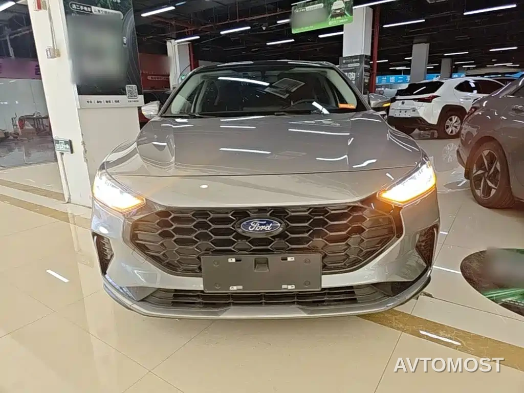 Ford Focus 2022 Hatchback EcoBoost 180 Auto Speed Edition — фото 3