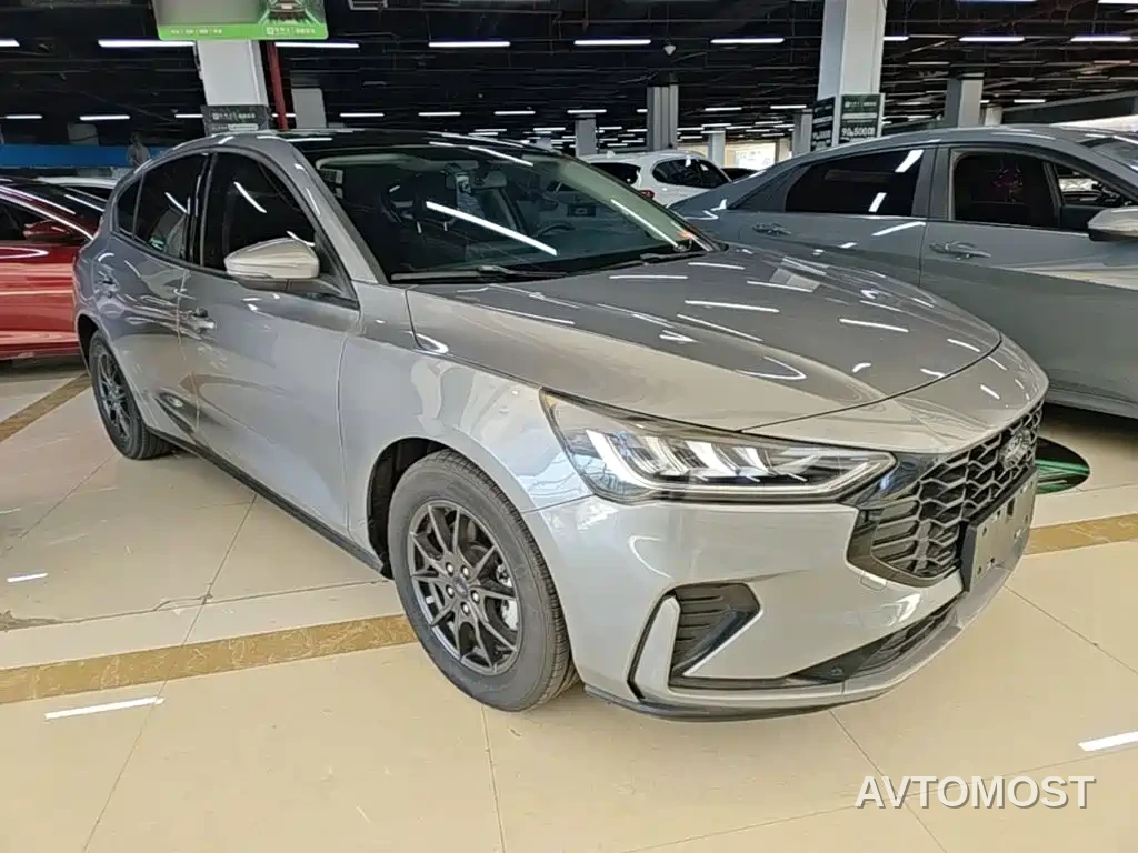 Ford Focus 2022 Hatchback EcoBoost 180 Auto Speed Edition — фото 4