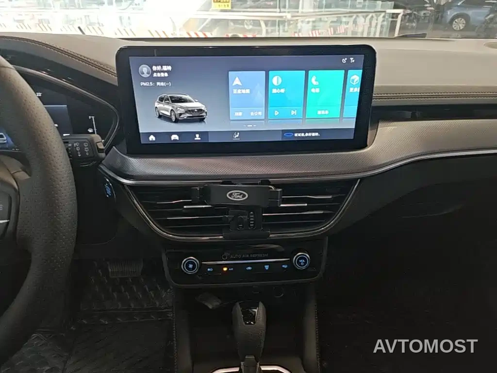 Ford Focus 2022 Hatchback EcoBoost 180 Auto Speed Edition — фото 13