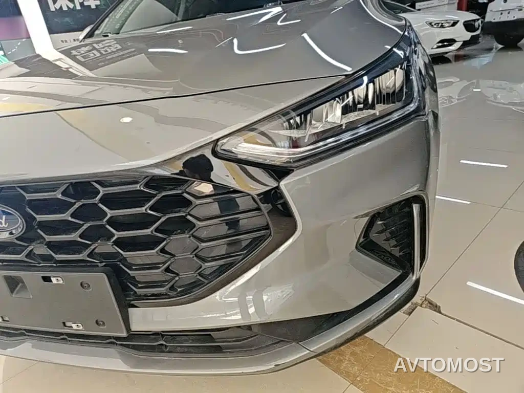 Ford Focus 2022 Hatchback EcoBoost 180 Auto Speed Edition — фото 24
