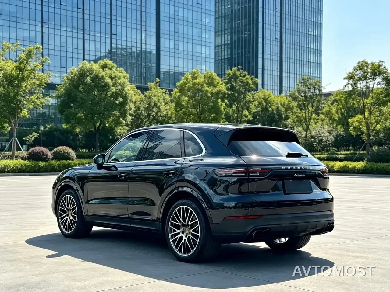 Porsche Cayenne 2022 Cayenne 3.0T Platinum Edition — фото 14