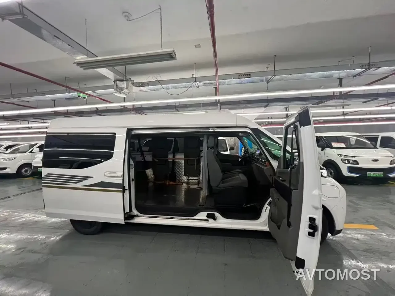 Yuan Cheng Farizon Super VAN 2024 Model Smart Wealth Edition Medium Wheelbase Medium Roof 83kWh — фото 8