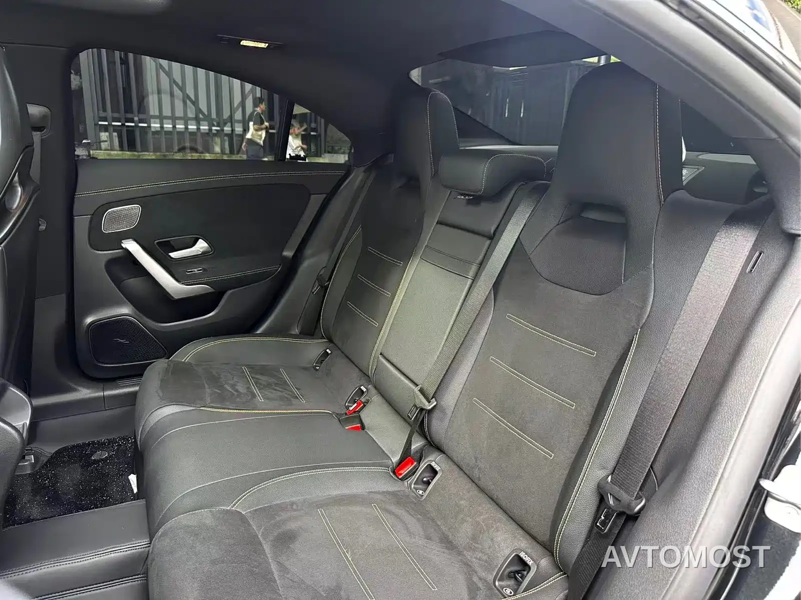 Mercedes-Benz CLA AMG 2025 AMG CLA 45 S 4MATIC+ — фото 9