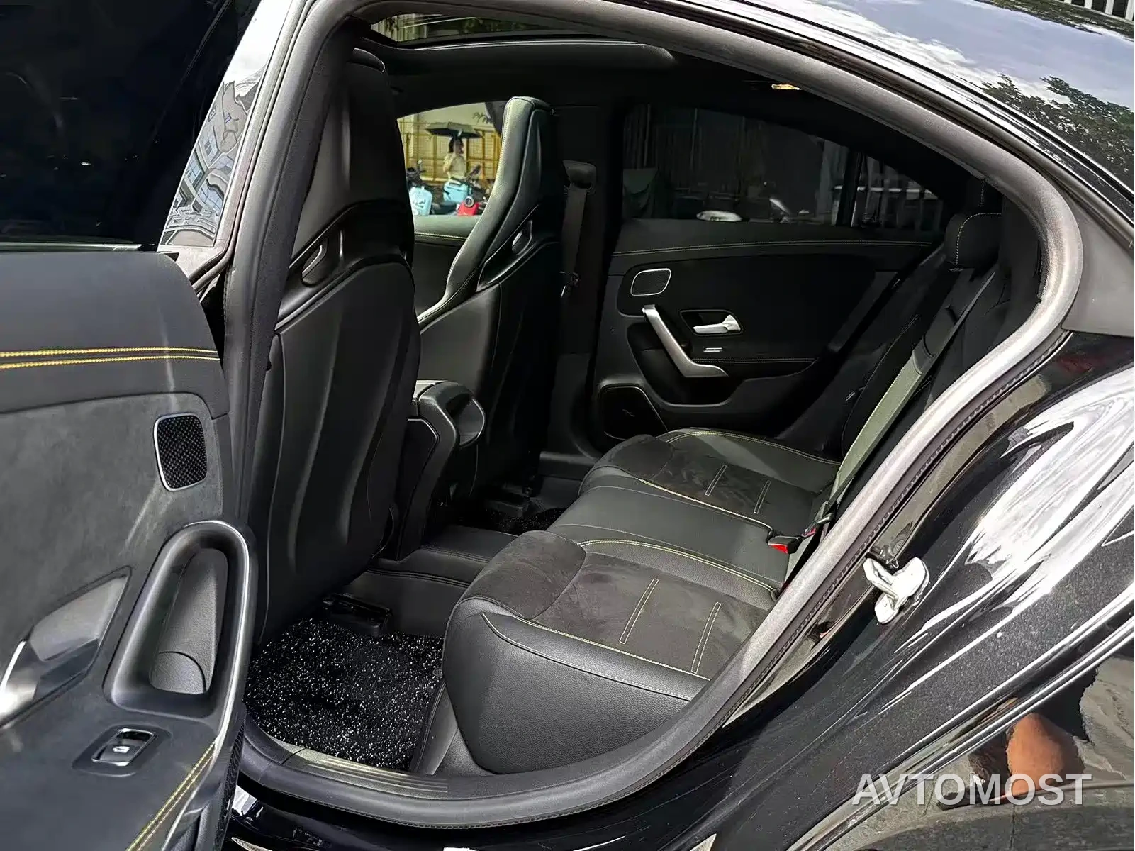 Mercedes-Benz CLA AMG 2025 AMG CLA 45 S 4MATIC+ — фото 10