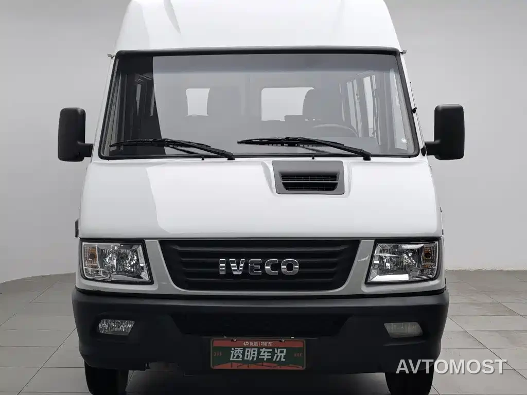 Iveco Daily 2021 Model 2.5T A35 M1 Passenger Vehicle 5-9 Seats Short Wheelbase Medium Roof Dual Tires Manual Door — фото 3