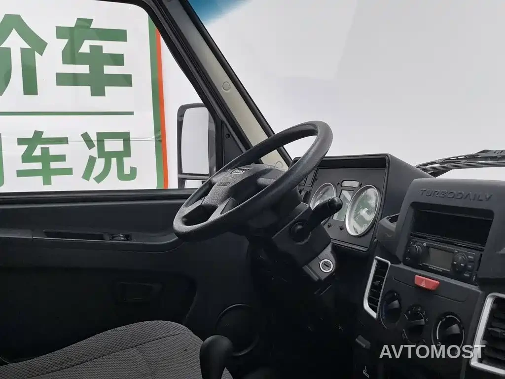 Iveco Daily 2021 Model 2.5T A35 M1 Passenger Vehicle 5-9 Seats Short Wheelbase Medium Roof Dual Tires Manual Door — фото 18
