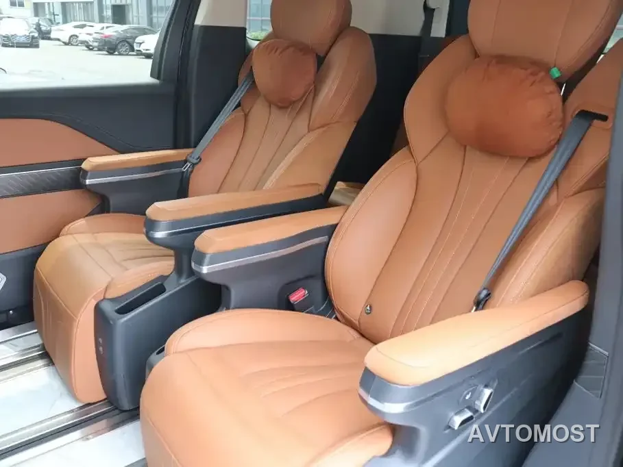 Hongqi HQ9 PHEV 2024 Model 2.0T AWD Business Edition — фото 11