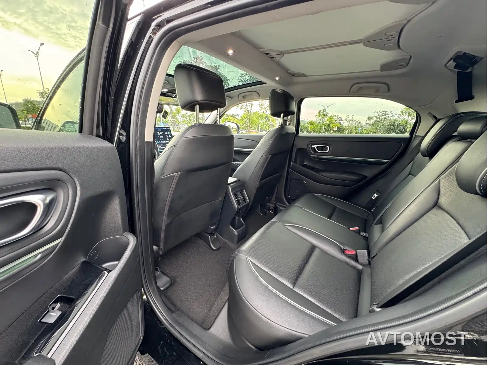 Honda e:NP1 2023 510km Ultimate Edition — фото 12