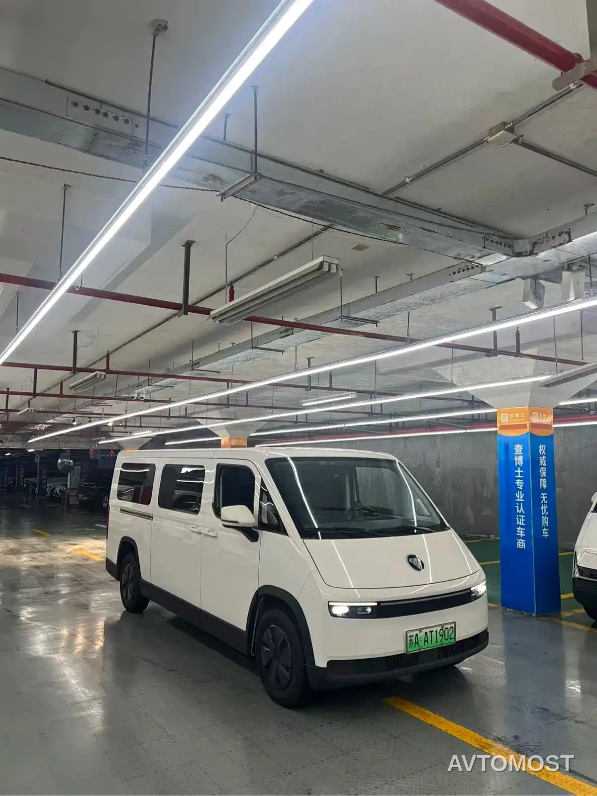 Foton Fengjing i7 2025 Multi-purpose Long Wheelbase FWD CATL 66.67kWh Smart Edition Flat Roof Single Tire 6-Seater — фото 3