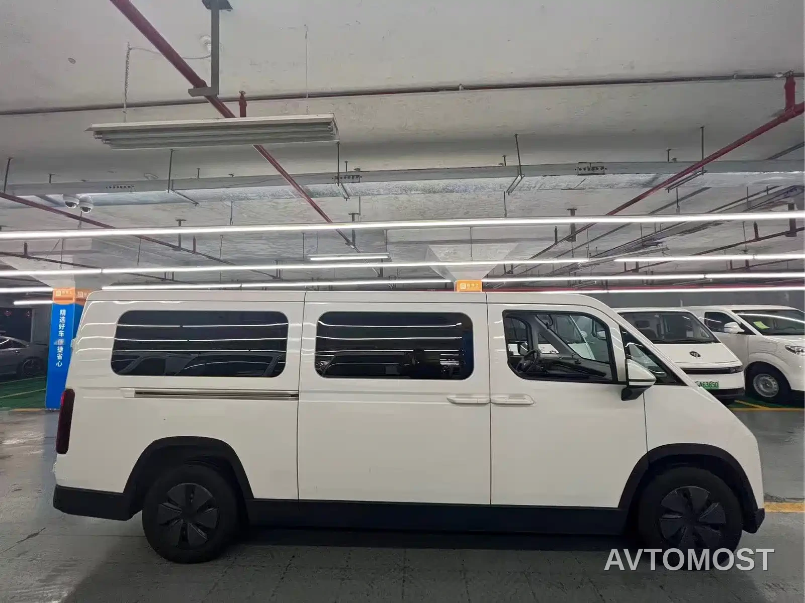 Foton Fengjing i7 2025 Multi-purpose Long Wheelbase FWD CATL 66.67kWh Smart Edition Flat Roof Single Tire 6-Seater — фото 4
